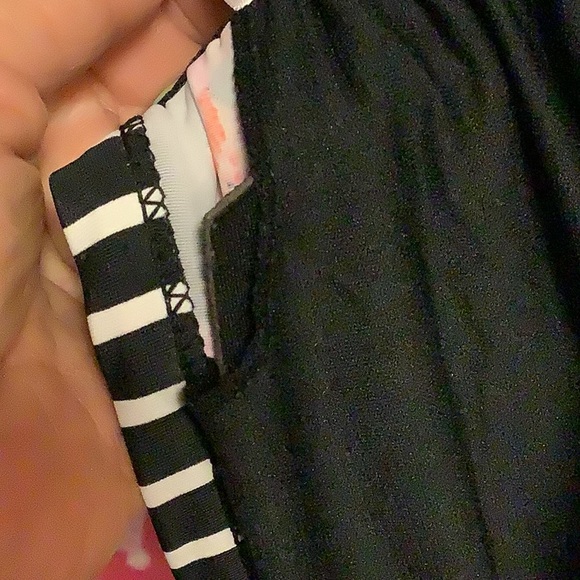 RINGO bikini top black white with beautiful colored flowers on it size medium - Picture 8 of 11